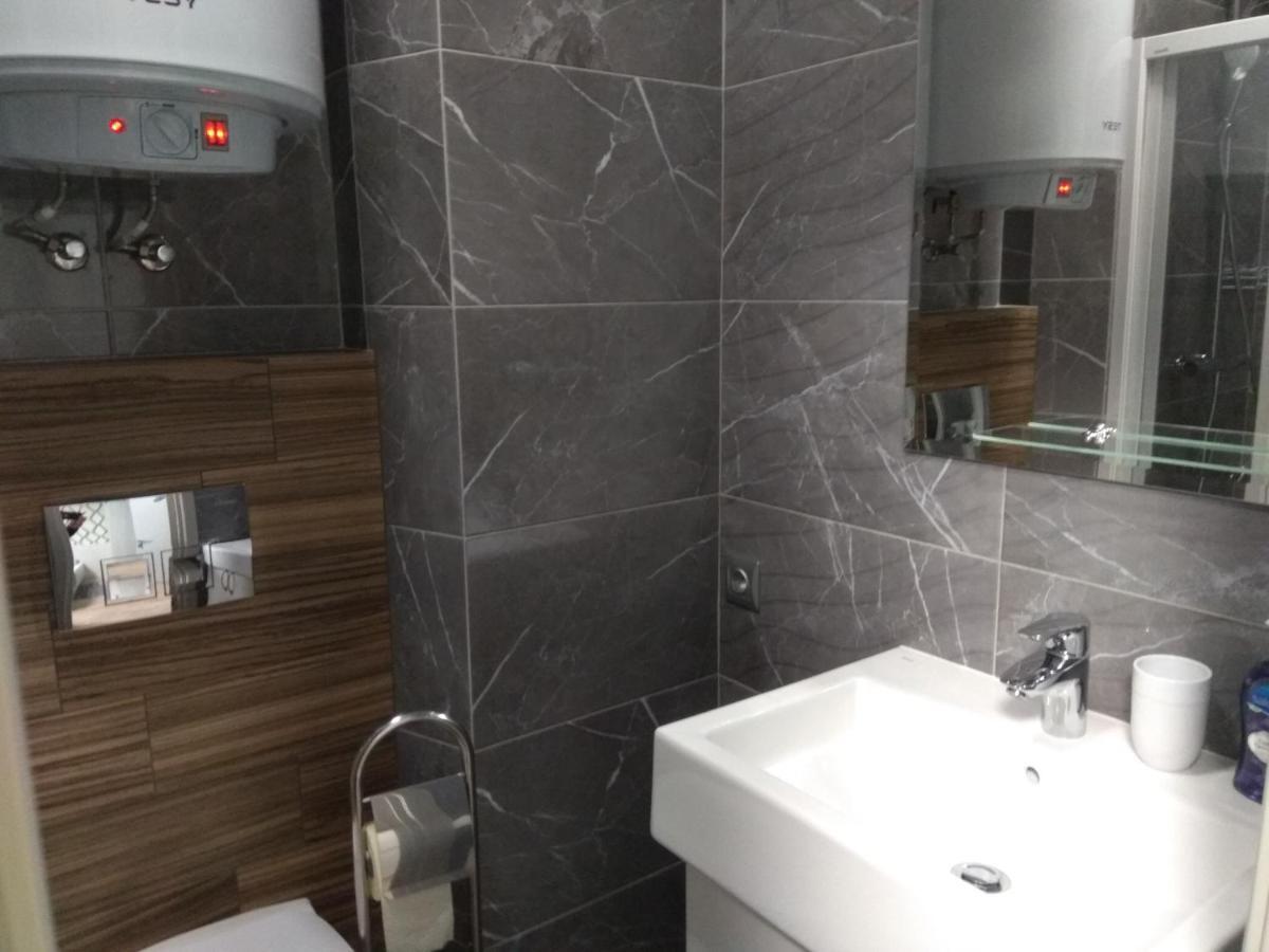Rivne Hostel 外观 照片